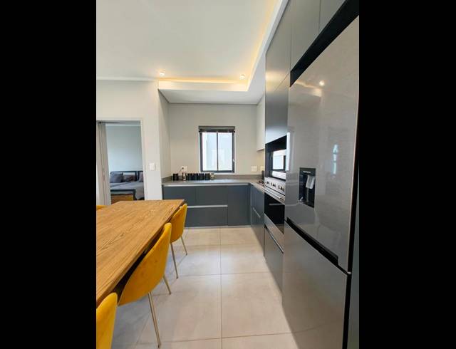 2 BEDROOM APARTMENT FOR SALE IN MENLO PARK